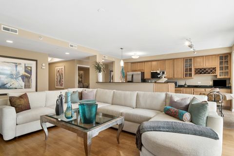 Tiny photo for 425 BENJAMIN Drive #202, Vernon Hills, IL 60061 (MLS # 12686518)