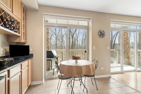 Tiny photo for 425 BENJAMIN Drive #202, Vernon Hills, IL 60061 (MLS # 12686518)