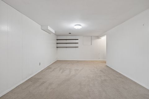 Tiny photo for 1305 E Vernon Avenue, Normal, IL 61761 (MLS # 12624908)