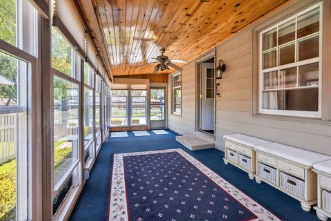 Tiny photo for 1305 E Vernon Avenue, Normal, IL 61761 (MLS # 12624908)