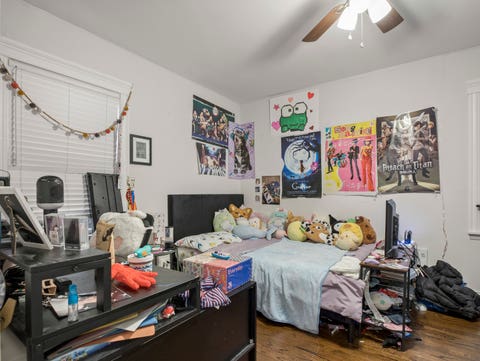 Tiny photo for 11617 S Maplewood Avenue, Chicago, IL 60655 (MLS # 12730112)