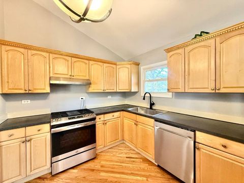 Tiny photo for 3 Catalpa Court, Woodridge, IL 60517 (MLS # 12517208)