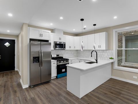 Tiny photo for 4918 W Fulton Street, Chicago, IL 60644 (MLS # 12498924)