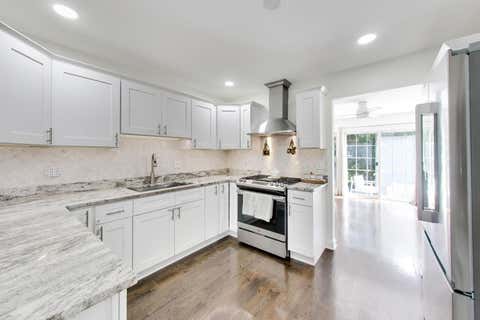 Tiny photo for 621 CITADEL Drive, Westmont, IL 60559 (MLS # 12732408)