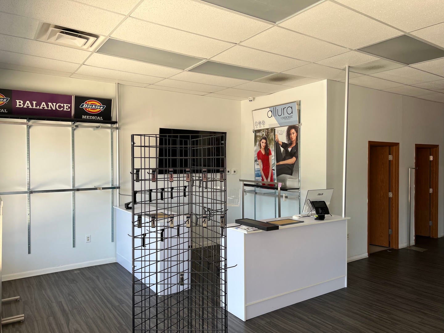 215 N Convent Street 4