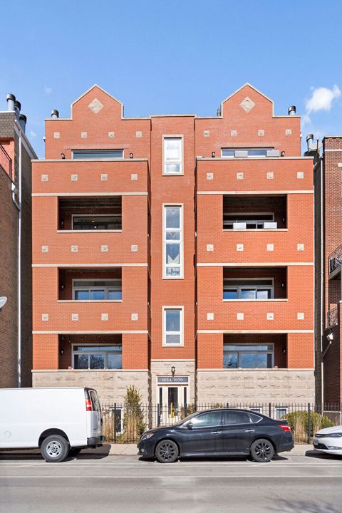1654 W Augusta Boulevard 1E Chicago IL 60622