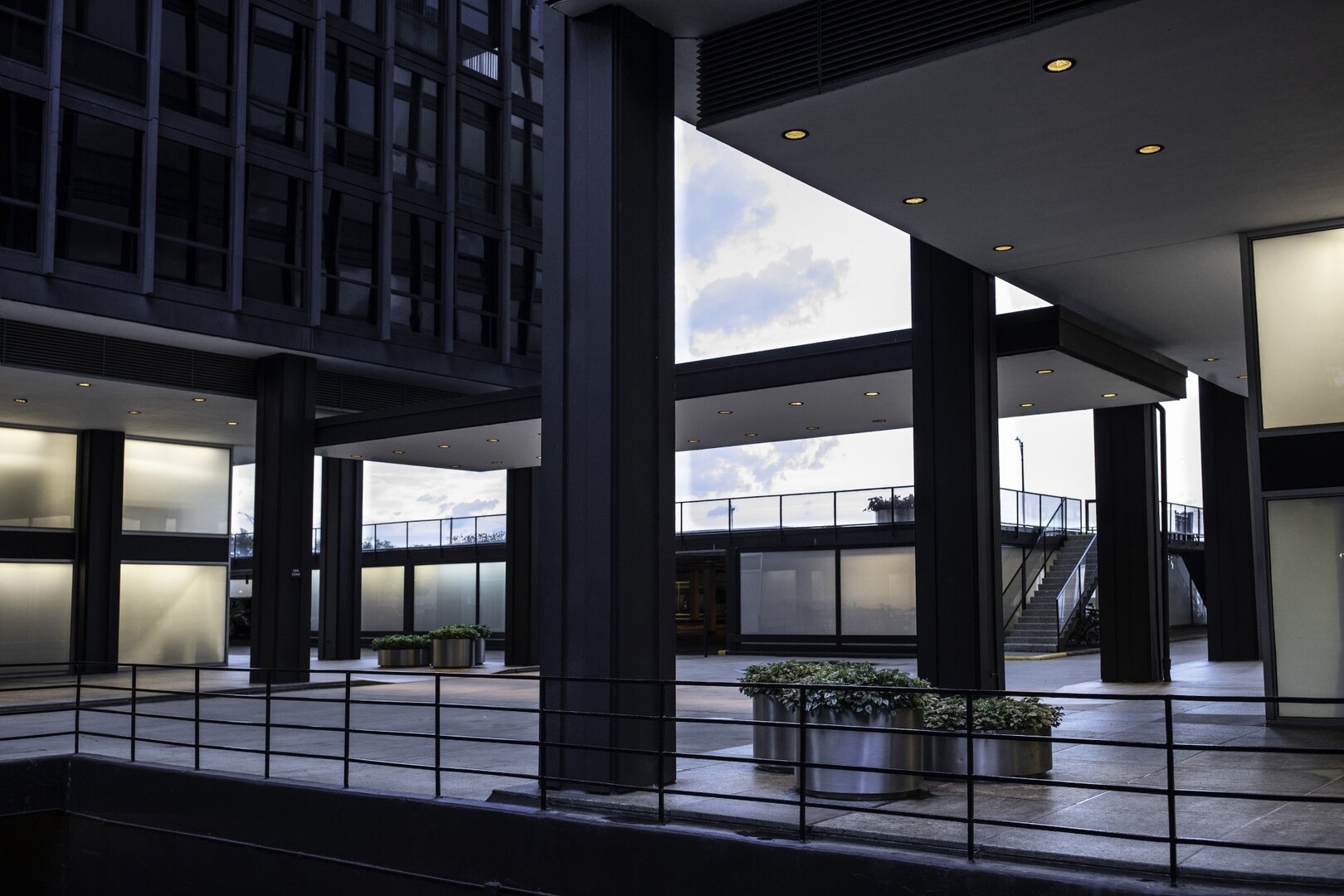 900 N Lake Shore Drive 1104