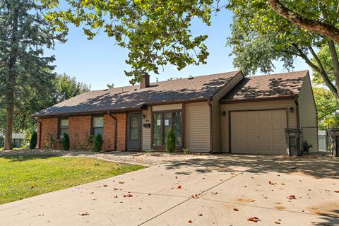 Photo of 15060 Hale Drive, Orland Park, IL 60462 (MLS # 12481624)