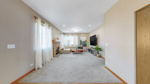 Tiny photo for 2500 Rosehall Lane, Aurora, IL 60503 (MLS # 12550259)