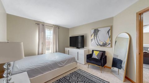 Tiny photo for 2500 Rosehall Lane, Aurora, IL 60503 (MLS # 12550259)