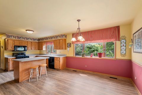 Tiny photo for 8249 161st Place, Tinley Park, IL 60477 (MLS # 12466249)