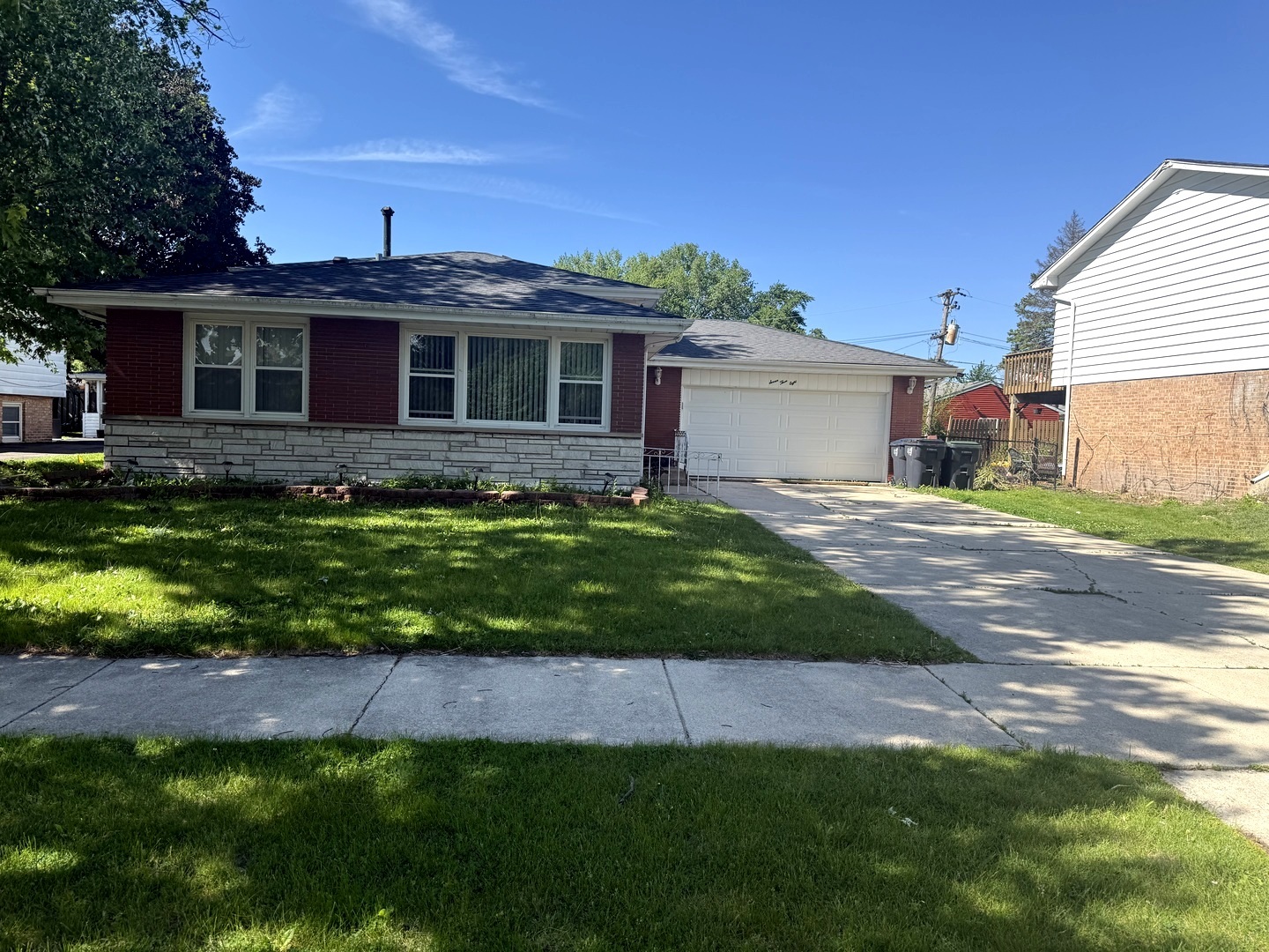 738 E 158th Street