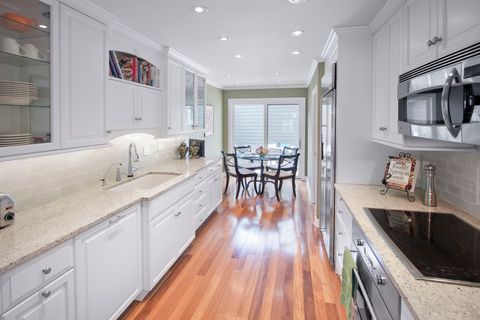 Tiny photo for 259 Timber Ridge Lane, Lake Barrington, IL 60010 (MLS # 12597630)