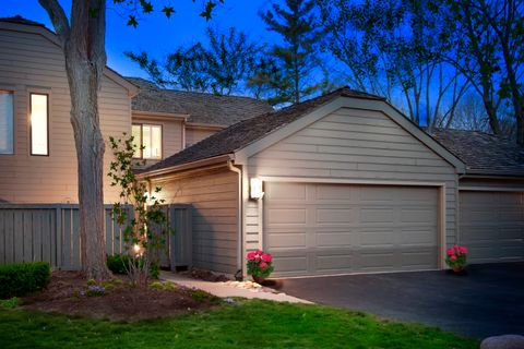 Photo of 259 Timber Ridge Lane, Lake Barrington, IL 60010 (MLS # 12597630)