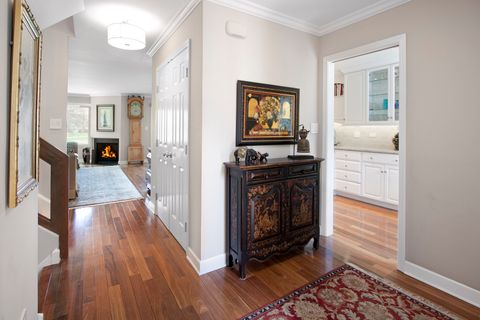 Tiny photo for 259 Timber Ridge Lane, Lake Barrington, IL 60010 (MLS # 12597630)