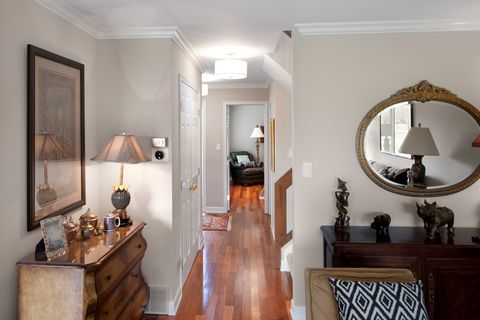 Tiny photo for 259 Timber Ridge Lane, Lake Barrington, IL 60010 (MLS # 12597630)