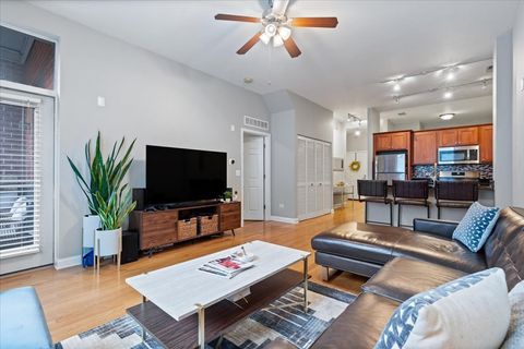 Tiny photo for 2025 S Indiana Avenue #407, Chicago, IL 60616 (MLS # 12496683)