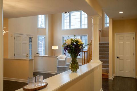 Tiny photo for 1827 WATERBURY Circle, Glenview, IL 60025 (MLS # 12568785)