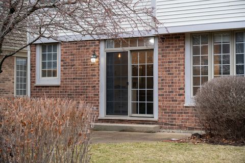 Tiny photo for 1827 WATERBURY Circle, Glenview, IL 60025 (MLS # 12568785)