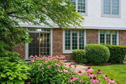 Tiny photo for 1827 WATERBURY Circle, Glenview, IL 60025 (MLS # 12568785)