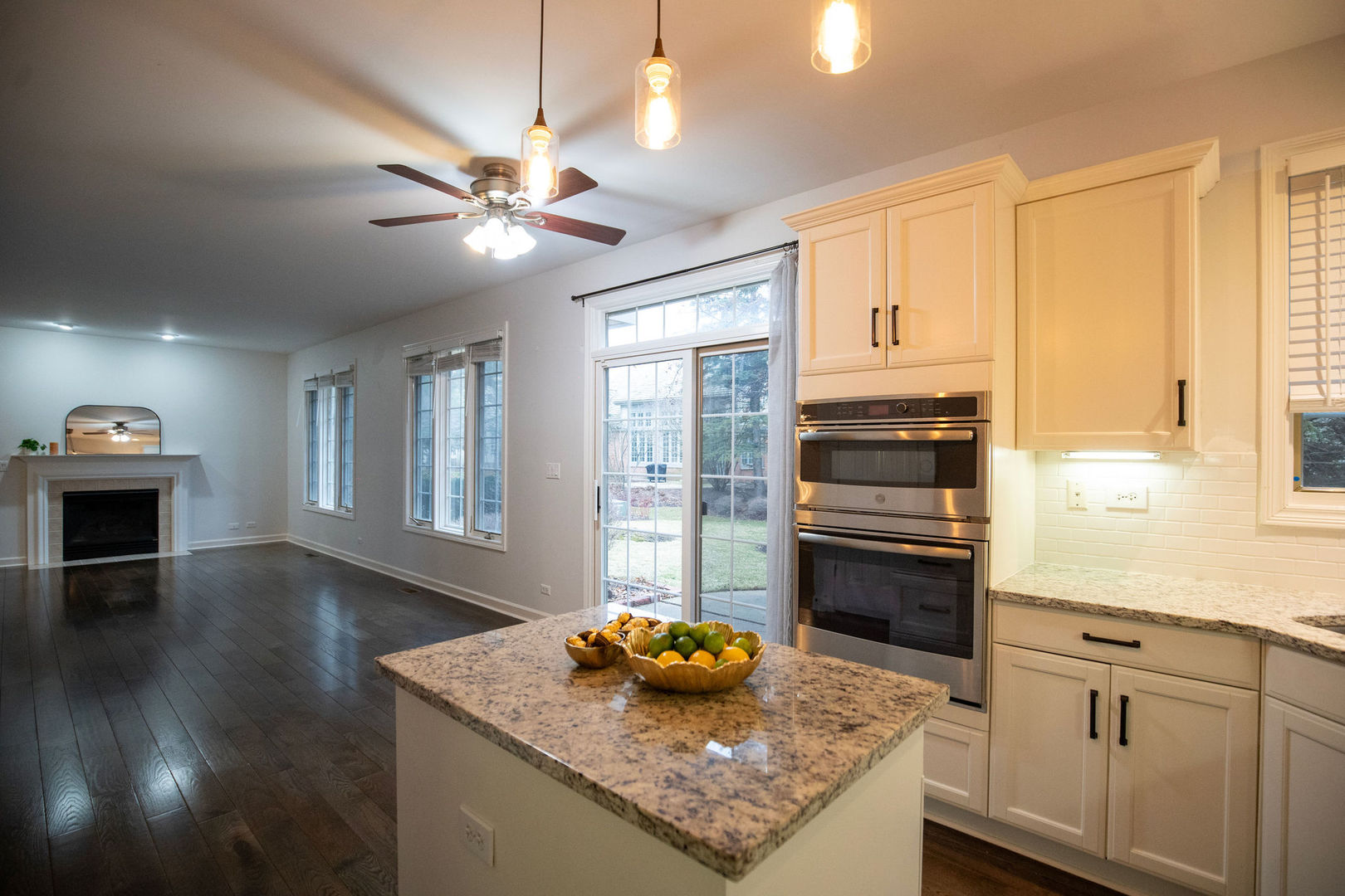 1827 WATERBURY Circle