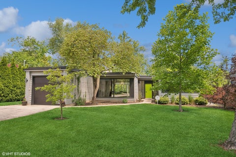 Photo of 1185 Terrace Court, Glencoe, IL 60022 (MLS # 12778026)