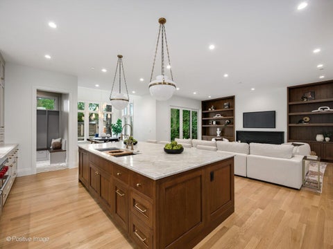 Tiny photo for 414 Laurel Avenue, Wilmette, IL 60091 (MLS # 12774256)