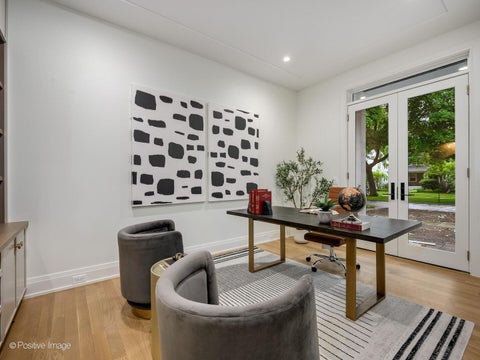 Tiny photo for 414 Laurel Avenue, Wilmette, IL 60091 (MLS # 12774256)