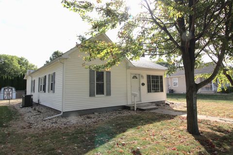 Tiny photo for 405 N Elm Street, Lexington, IL 61753 (MLS # 12489676)