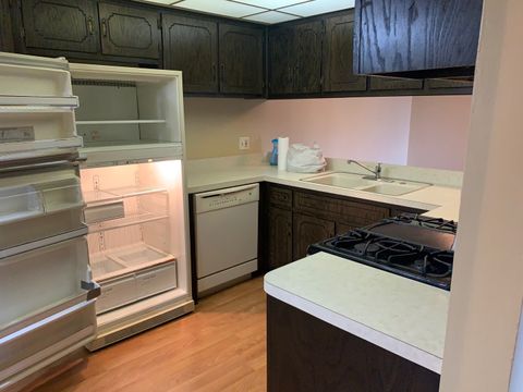 Tiny photo for 10420 Circle Drive #22B, Oak Lawn, IL 60453 (MLS # 12460910)