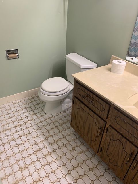 Tiny photo for 10420 Circle Drive #22B, Oak Lawn, IL 60453 (MLS # 12460910)