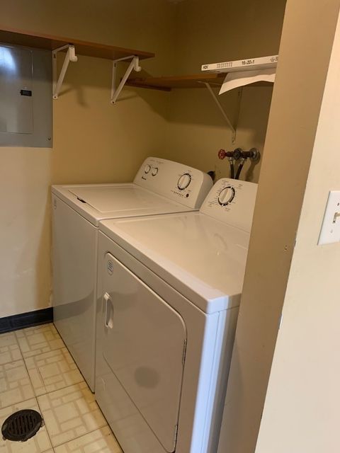 Tiny photo for 10420 Circle Drive #22B, Oak Lawn, IL 60453 (MLS # 12460910)