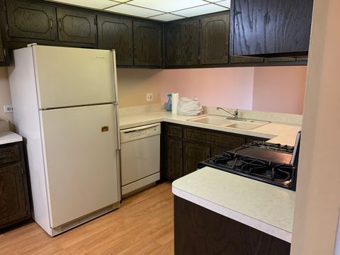 Tiny photo for 10420 Circle Drive #22B, Oak Lawn, IL 60453 (MLS # 12460910)