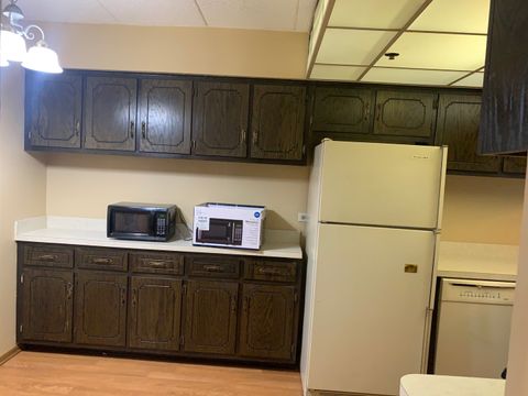 Tiny photo for 10420 Circle Drive #22B, Oak Lawn, IL 60453 (MLS # 12460910)