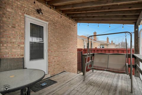 Tiny photo for 5465 N Nottingham Avenue, Chicago, IL 60656 (MLS # 12587620)