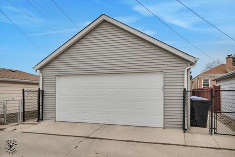 Tiny photo for 5465 N Nottingham Avenue, Chicago, IL 60656 (MLS # 12587620)