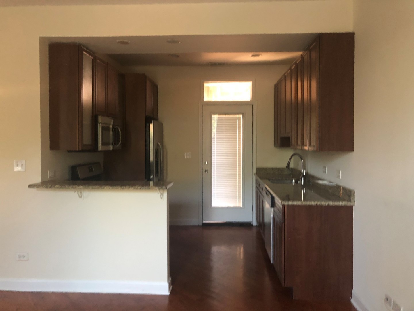 1533 W Hollywood Avenue 1