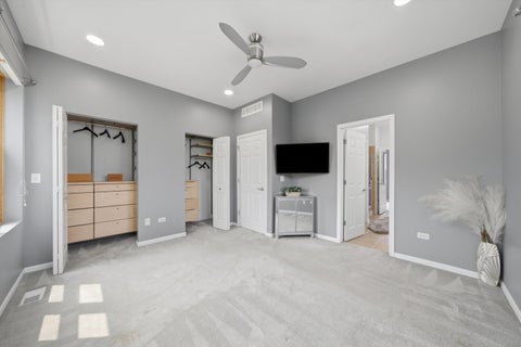 Tiny photo for 2502 S Calumet Avenue, Chicago, IL 60616 (MLS # 12707918)