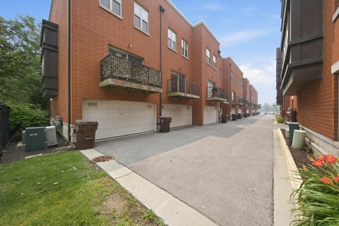 Tiny photo for 2502 S Calumet Avenue, Chicago, IL 60616 (MLS # 12707918)