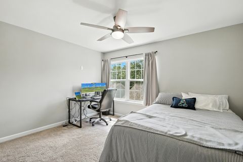 Tiny photo for 679 Central Avenue, Deerfield, IL 60015 (MLS # 12410942)