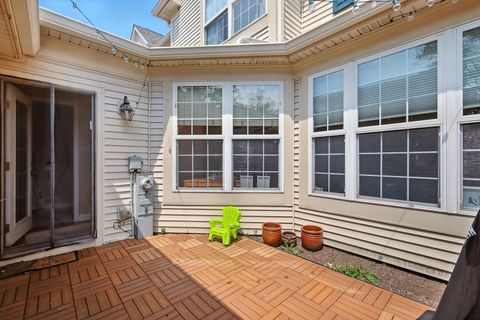 Tiny photo for 679 Central Avenue, Deerfield, IL 60015 (MLS # 12410942)