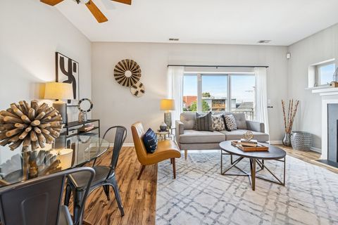 Tiny photo for 1928 N Kedzie Avenue #306, Chicago, IL 60647 (MLS # 12511802)