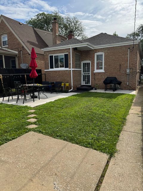 Tiny photo for 8728 S Merrill Avenue, Chicago, IL 60617 (MLS # 12528435)