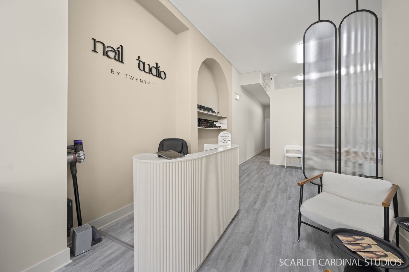 2956 N Lincoln Avenue