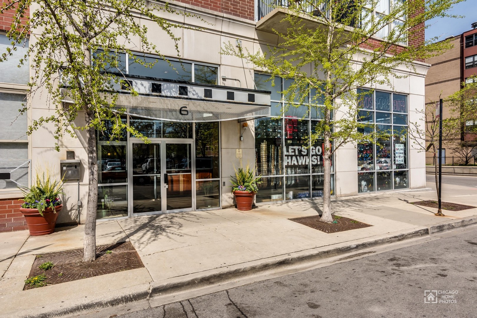 6 S LAFLIN Street 712