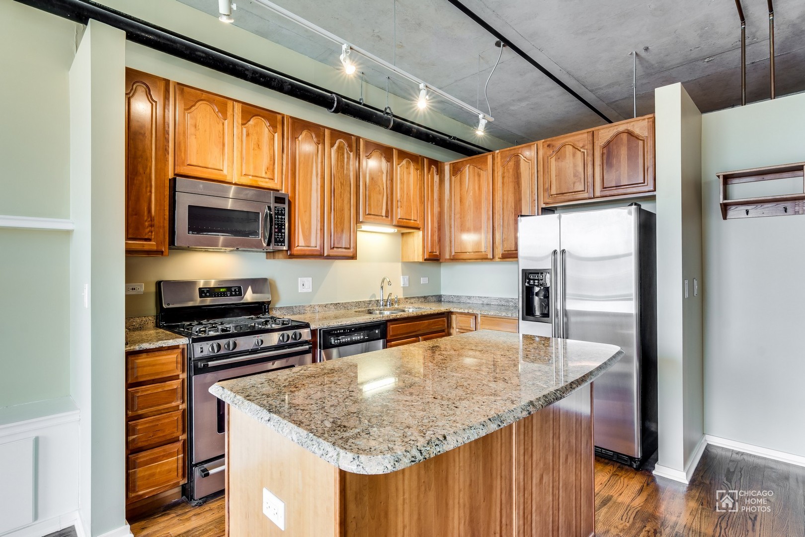 6 S LAFLIN Street 712