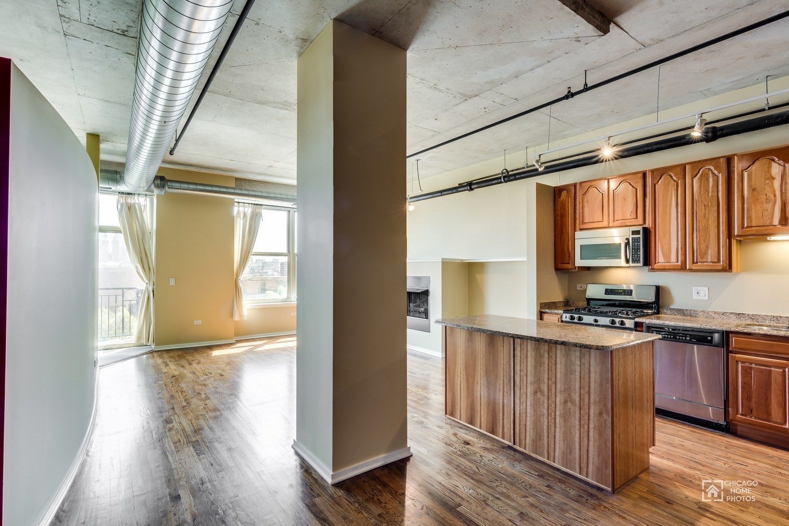 6 S LAFLIN Street 712