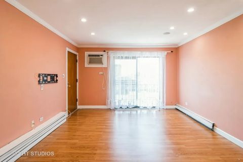 Tiny photo for 2016 N Harlem Avenue #11W, Elmwood Park, IL 60707 (MLS # 12585060)