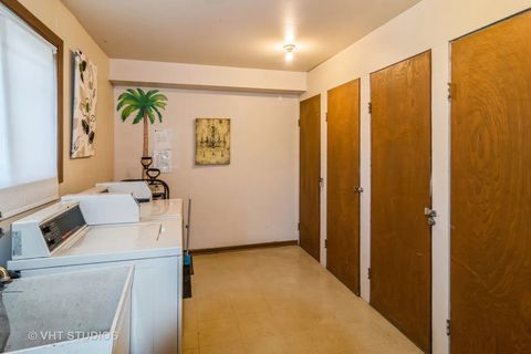 Tiny photo for 2016 N Harlem Avenue #11W, Elmwood Park, IL 60707 (MLS # 12585060)