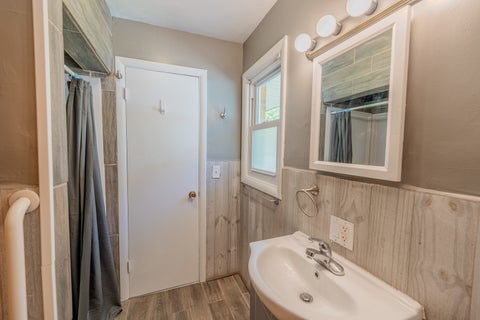 Tiny photo for 1427 S Walnut Avenue, Freeport, IL 61032 (MLS # 12790647)